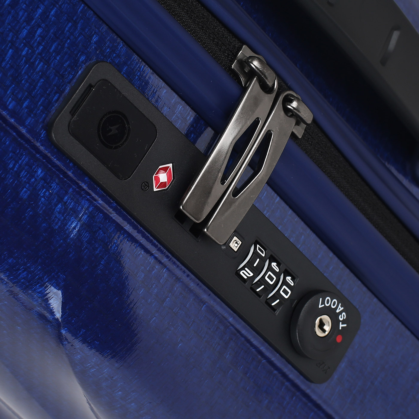 Чемодан для ручной клади из материала Curv с кодовым замком Samsonite C-Lite