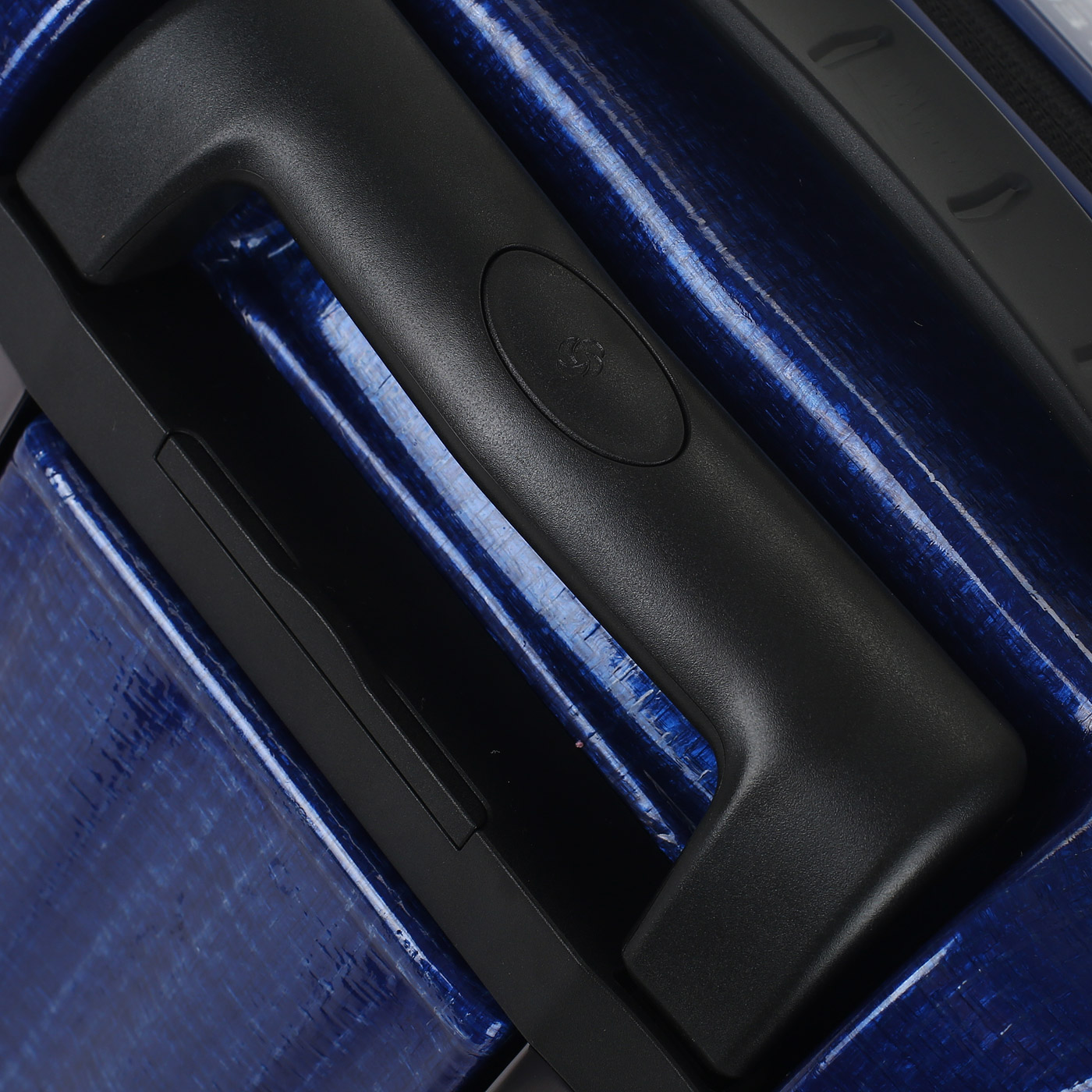 Чемодан для ручной клади из материала Curv с кодовым замком Samsonite C-Lite