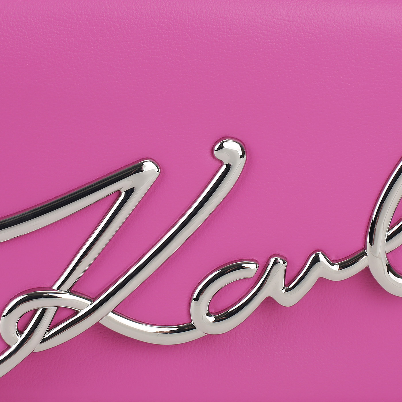 Кожаная сумка Karl Lagerfeld Signature