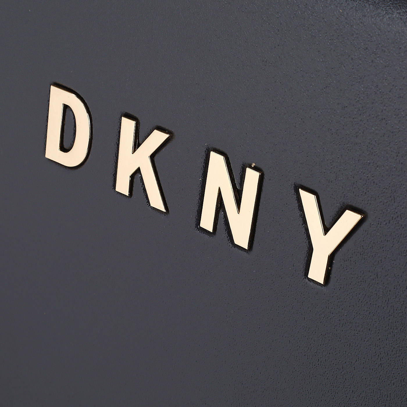 Чемодан средний M из ABS-пластика с кодовым замком DKNY DKNY-014 Metal Logo