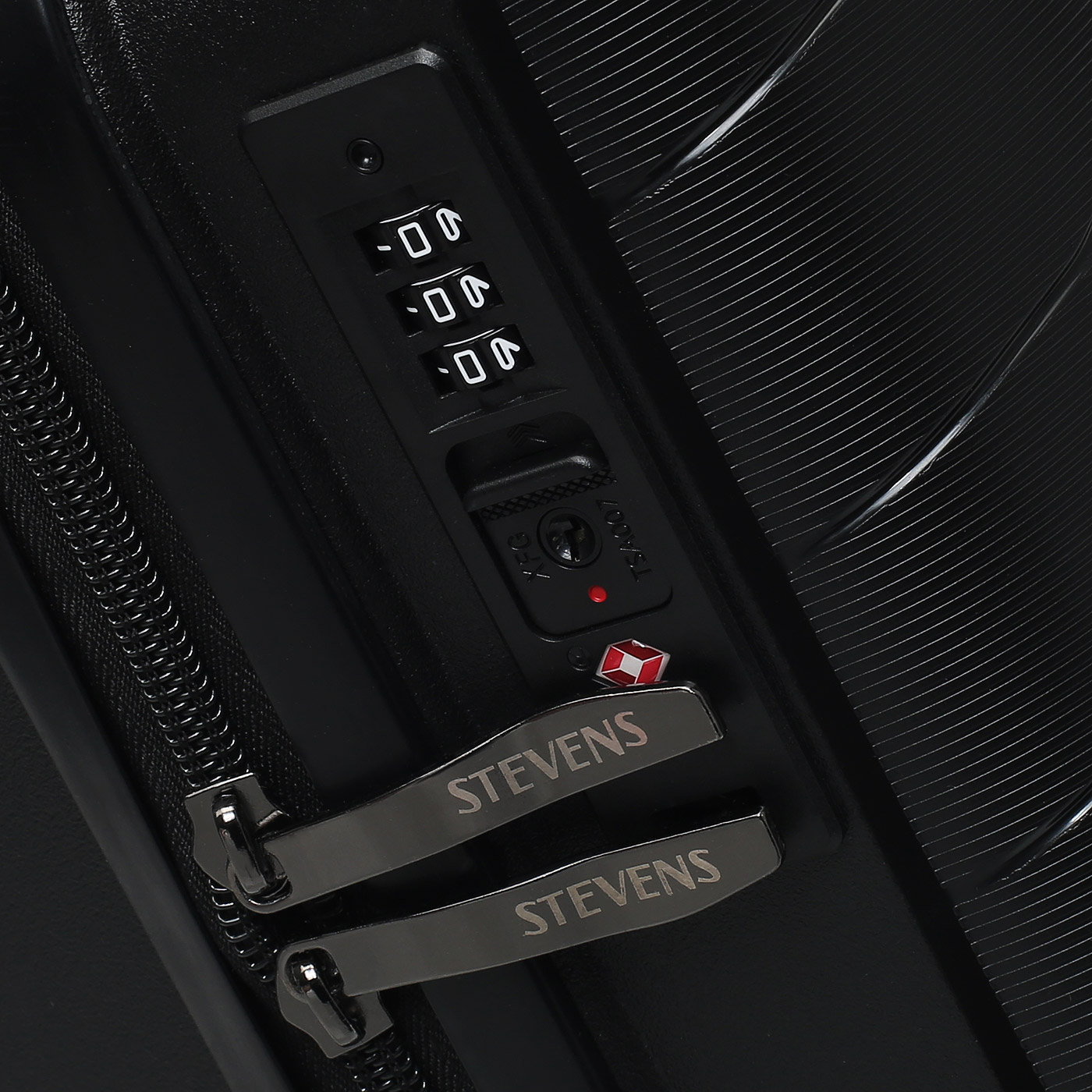 Чемодан для ручной клади из полипропилена Stevens Chrome