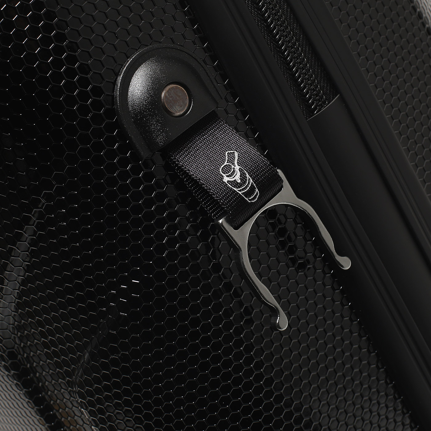 Чемодан для ручной клади из поликарбоната Eberhart Scale